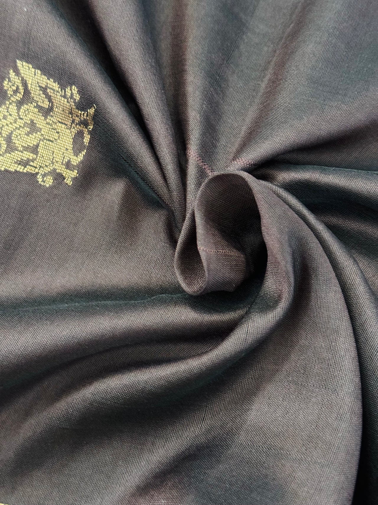 ShopNaya Exclusive | Pure Mulberry Silk Saree | Brown | Light Weight | Gold Zari | Handwoven | Ships from California | Anamniya