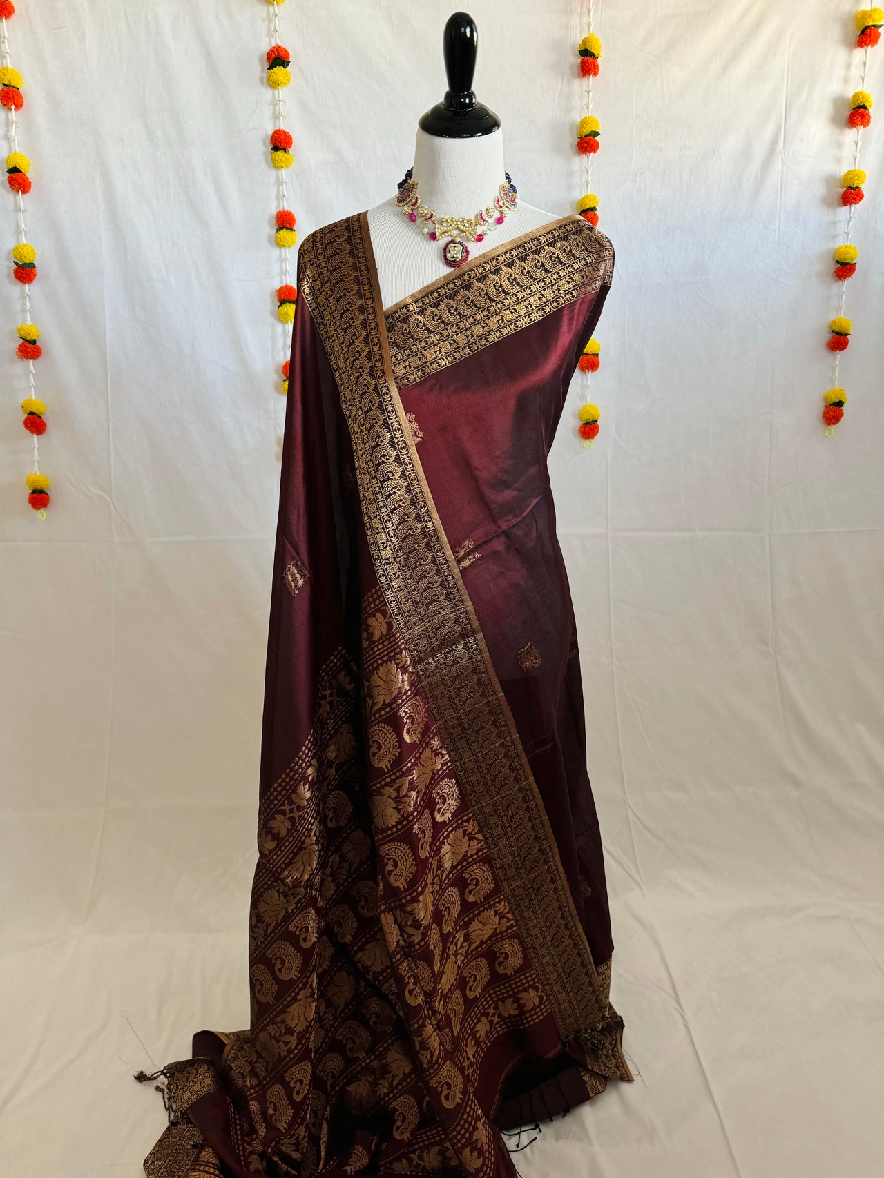 ShopNaya Exclusive | Pure Mulberry Silk Saree | Maroon | Light Weight | Gold Zari | Handwoven | Ships from California | Anamniya