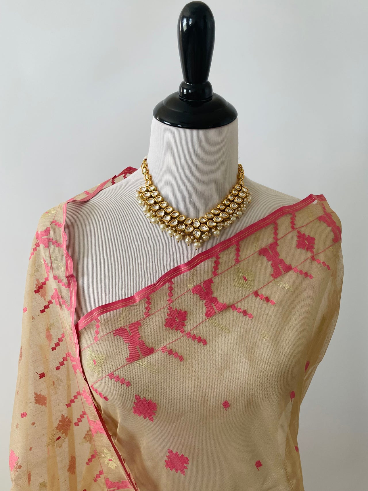 Authentic Dhakai Jamdani Muslin Saree from Bangladesh | Handwoven | Pink | Gold and Pink Thread Work | Ships from California