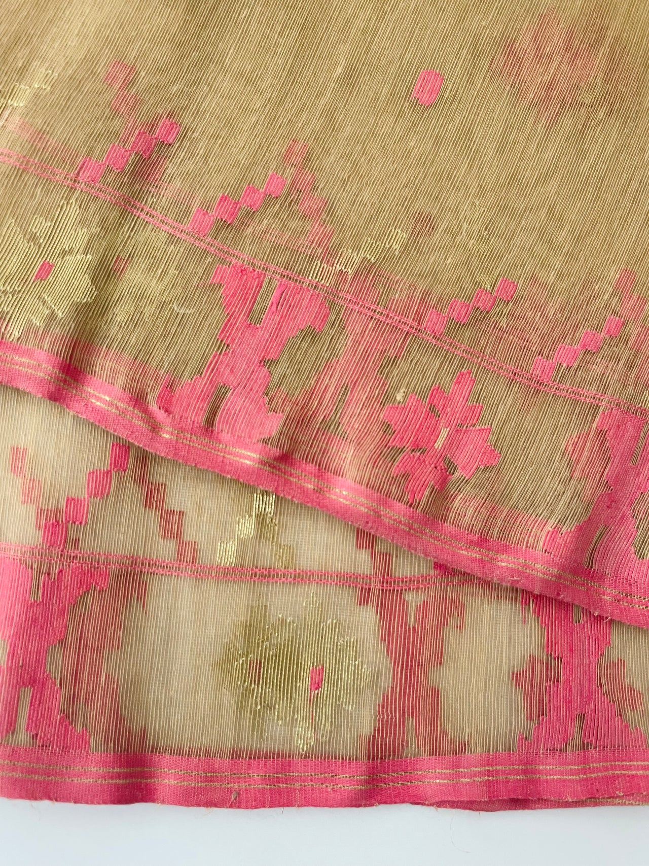 Authentic Dhakai Jamdani Muslin Saree from Bangladesh | Handwoven | Pink | Gold and Pink Thread Work | Ships from California